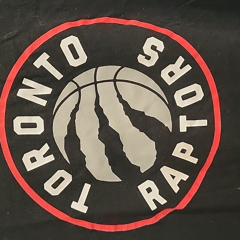 UTS Toronto Raptors T - Picture 2 of 7